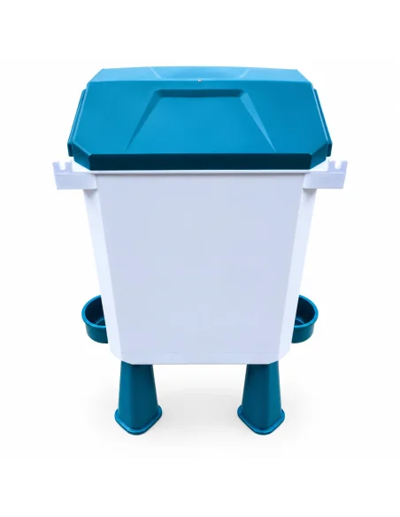 Adapatoare 11l pentru găini – vedere din spate