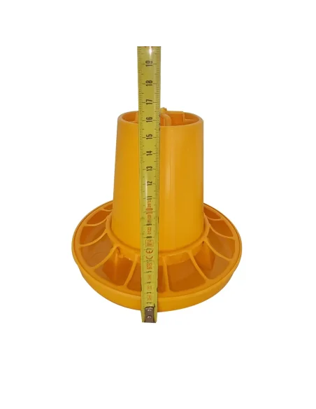 Set creștere pui – adăpătoare, hrănitoare și accesorii | adapatoare.ro