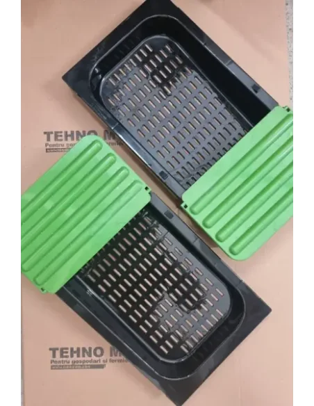 Tăvi cuibar găini set 5 buc | anti consum ouă | adapatoare.ro