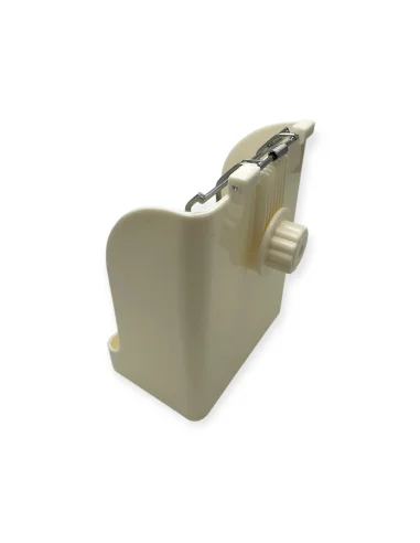 Hranitoare iepuri pentru fân K018 – 18,5×9,5×14 cm | Adapatoare.ro