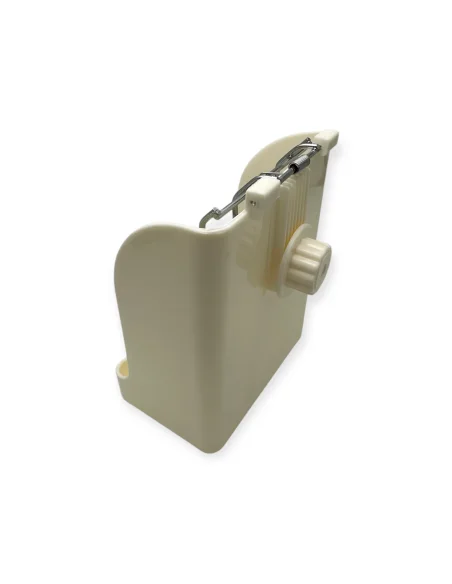 Hranitoare iepuri pentru fân K018 – 18,5×9,5×14 cm | Adapatoare.ro